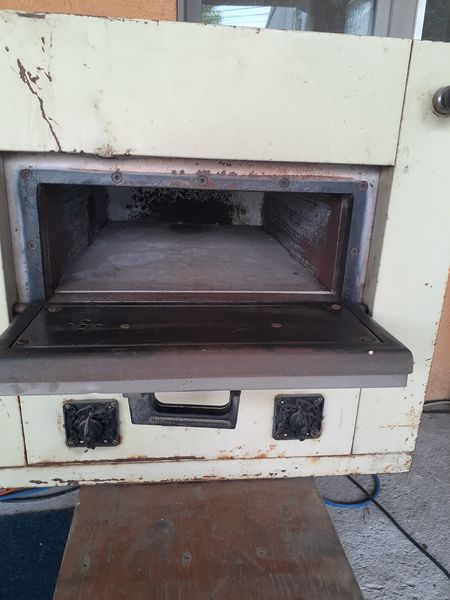 Cuptor pizza electric 380 volti, cuptor profesional